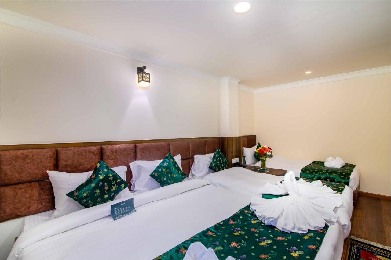 Muscatel Central Hotel - Dzeemkhang ガントク エクステリア 写真